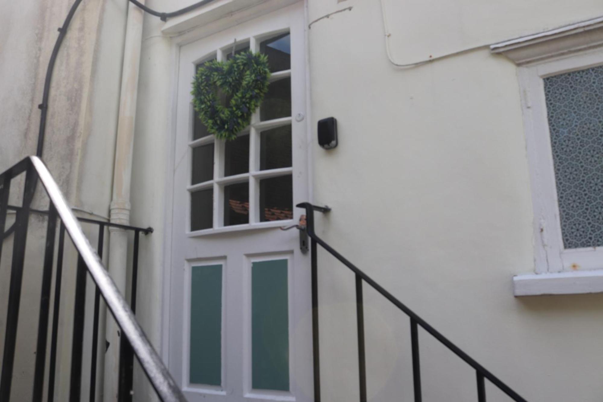 Grade I Listed Luxury Apartment In Hertfordshire Ware Room photo