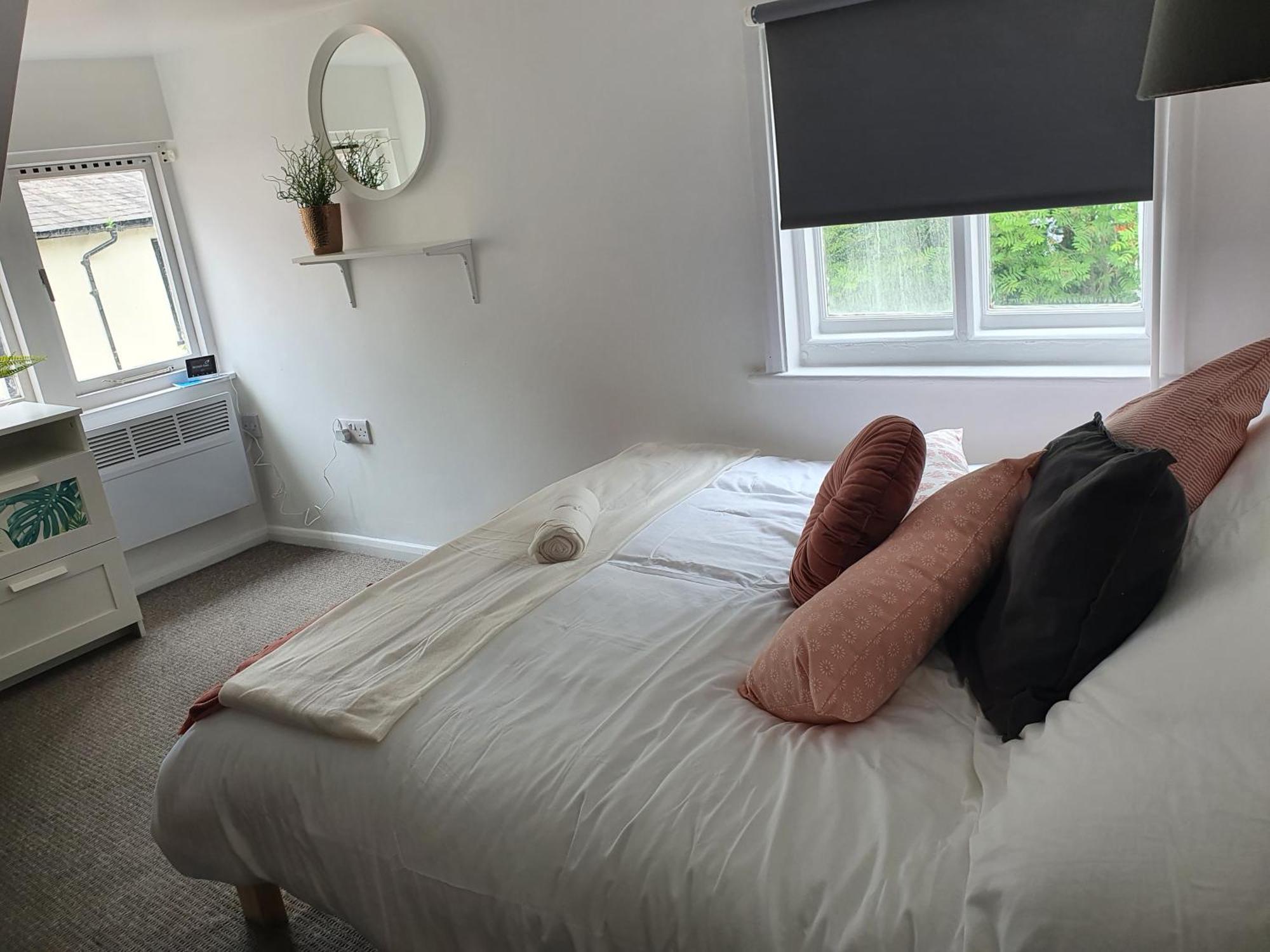 Grade I Listed Luxury Apartment In Hertfordshire Ware Room photo